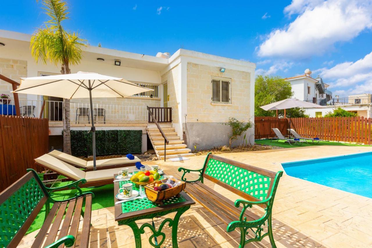 Yiangos House Villa Neo Chorio Exteriör bild